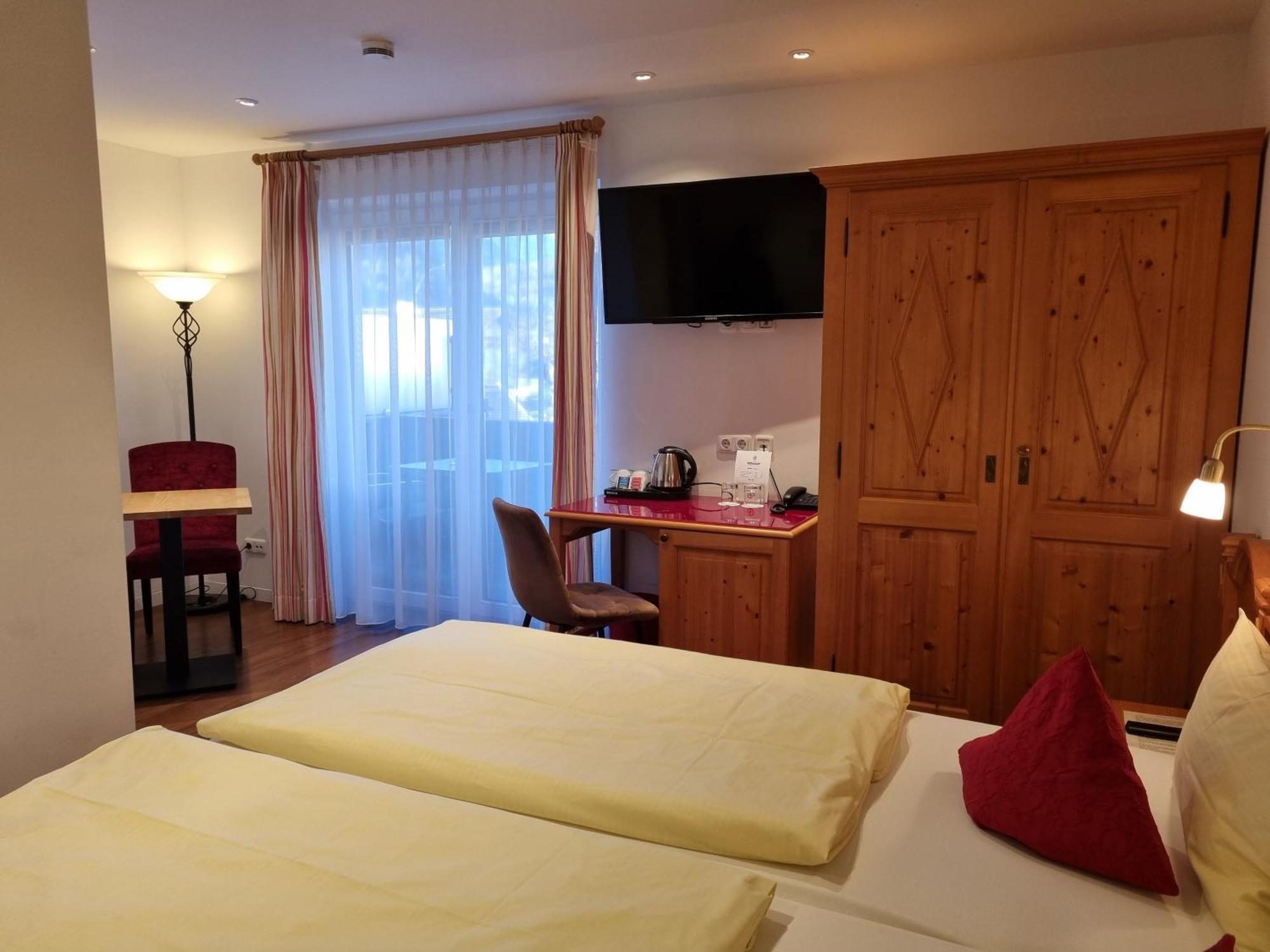 Апарт отель Hilleprandt - Adults Only Гармиш-Партенкирхен Экстерьер фото