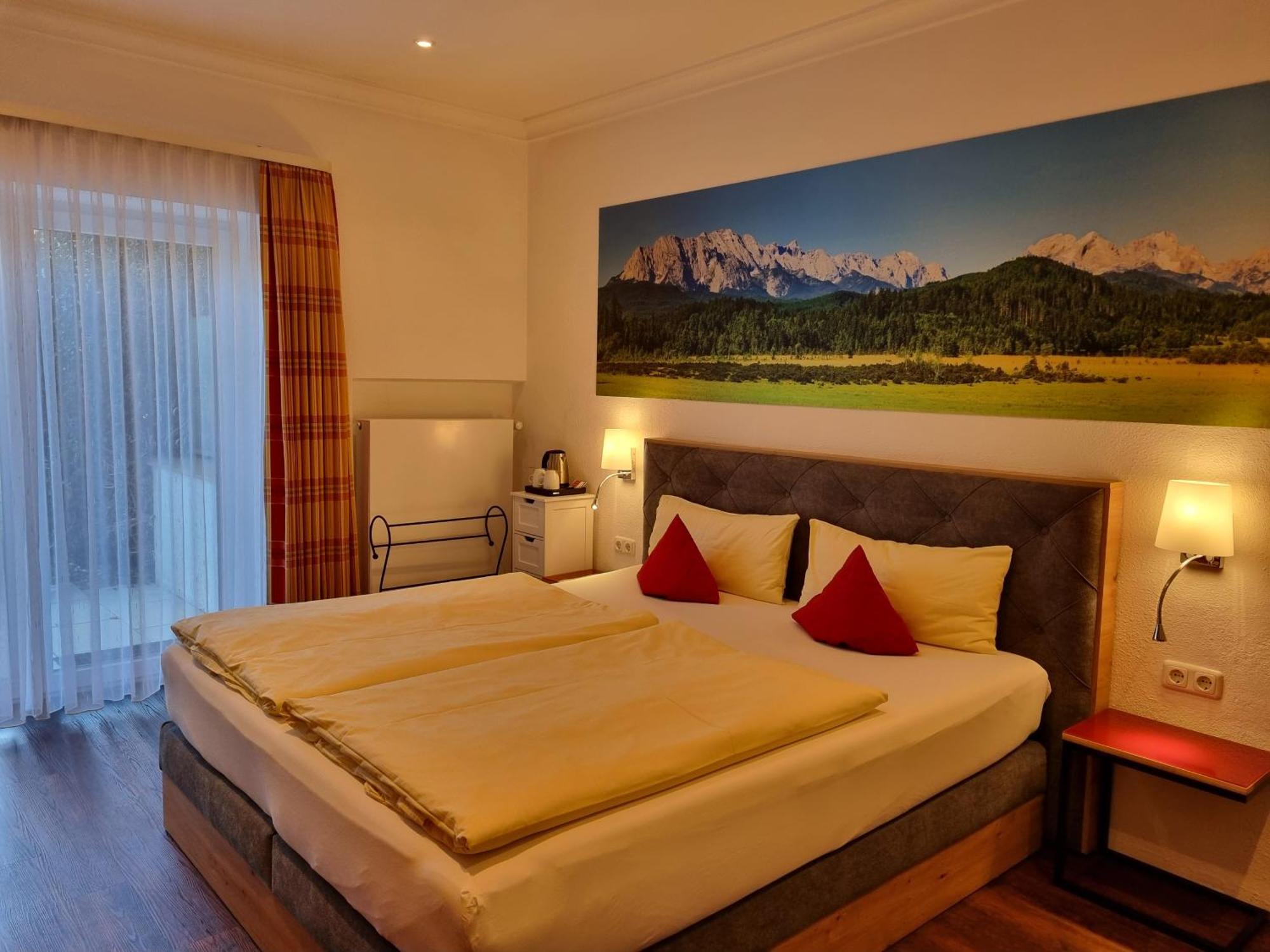 Апарт отель Hilleprandt - Adults Only Гармиш-Партенкирхен Экстерьер фото