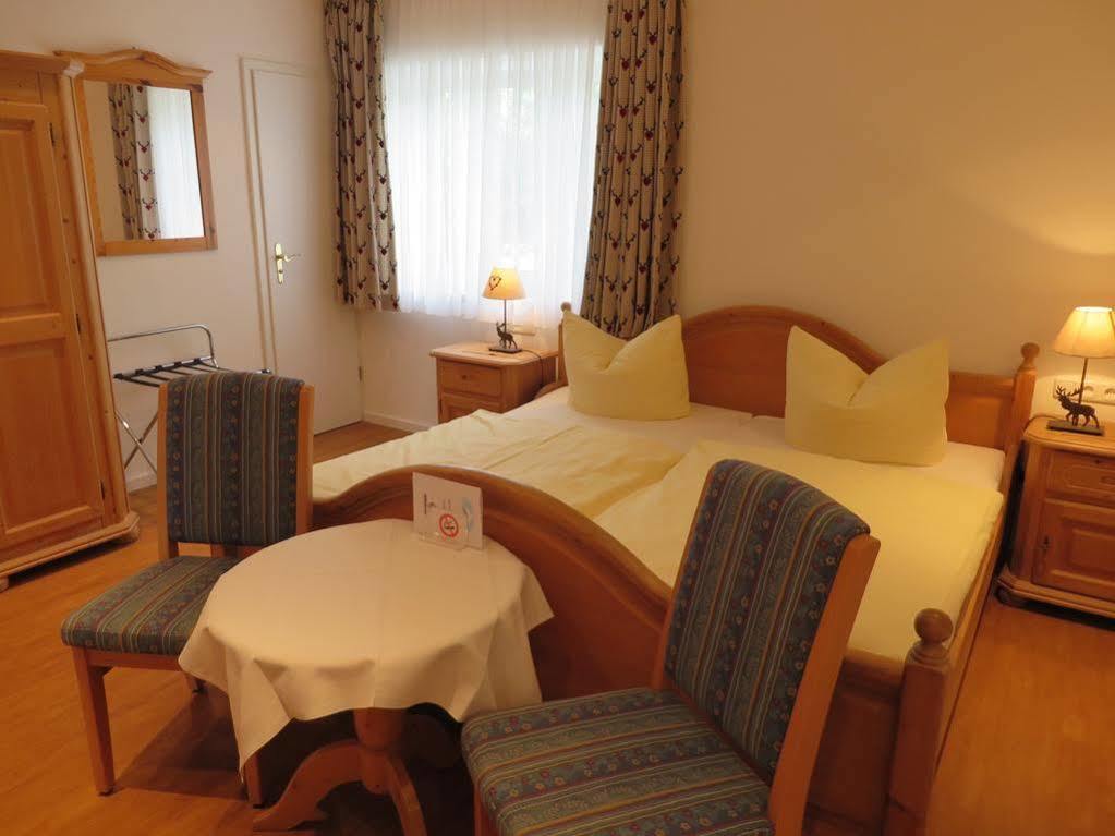 Апарт отель Hilleprandt - Adults Only Гармиш-Партенкирхен Экстерьер фото